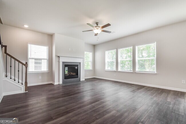 Foto del edificio - 150 Longleaf St