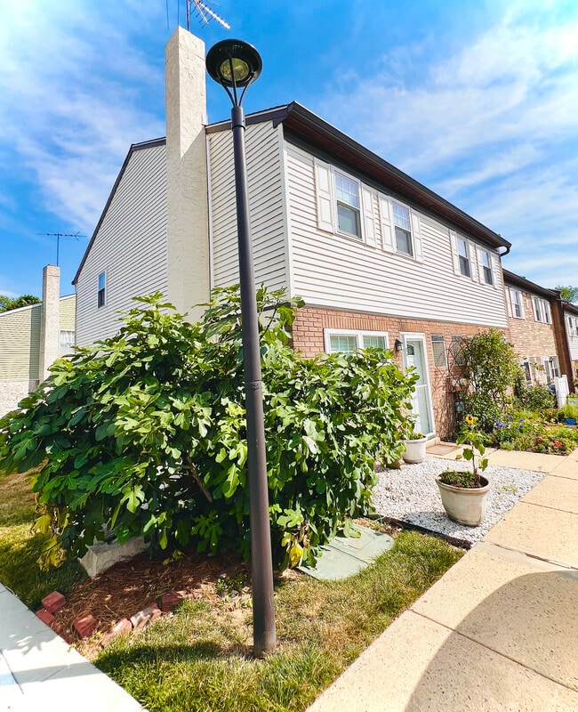 Photo - 515 York Rd. Townhome