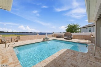 Building Photo - 2371 Coral Point Dr