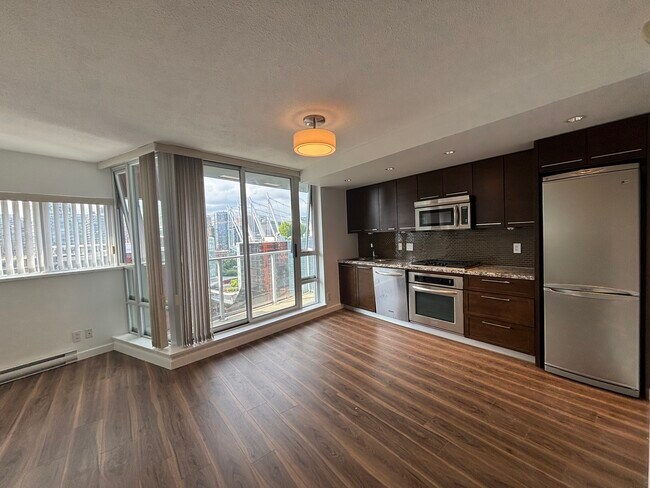 Photo du bâtiment - 2501-918 Cooperage Way