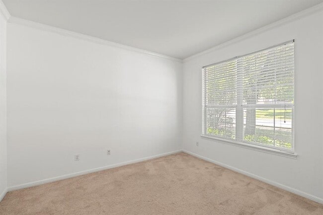 Foto del edificio - 16304 Fincastle Dr