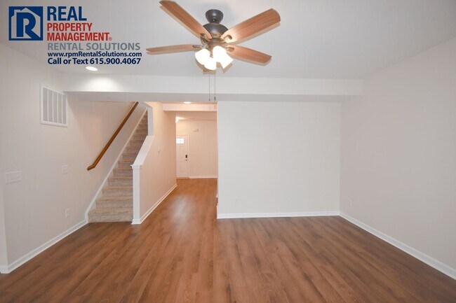 Foto del edificio - Beautiful 3BR/2.5BA+BONUS, neighborhood po...
