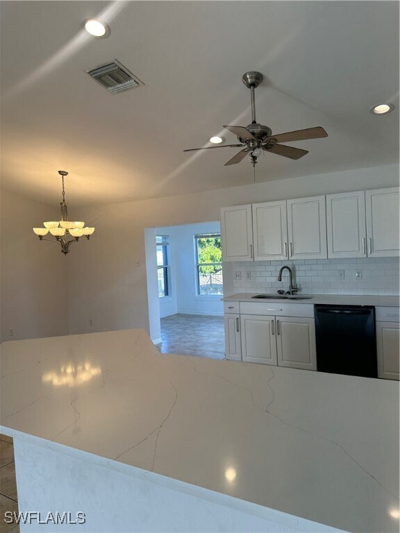 Foto del edificio - 2239 NW 1st St