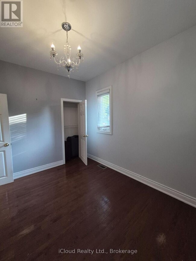 Photo du bâtiment - 54 Twenty Third St