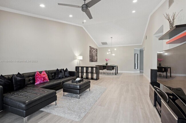 Building Photo - 20929 Boca Ridge Dr S