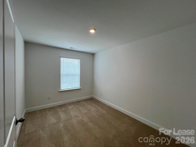 Foto del edificio - 7708 Ethora Wy