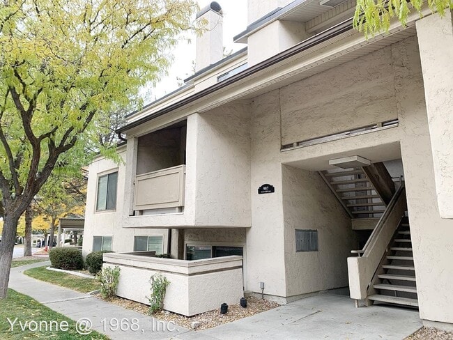Building Photo - 2 br, 2 bath House - 987 Creek Hill Lane #20