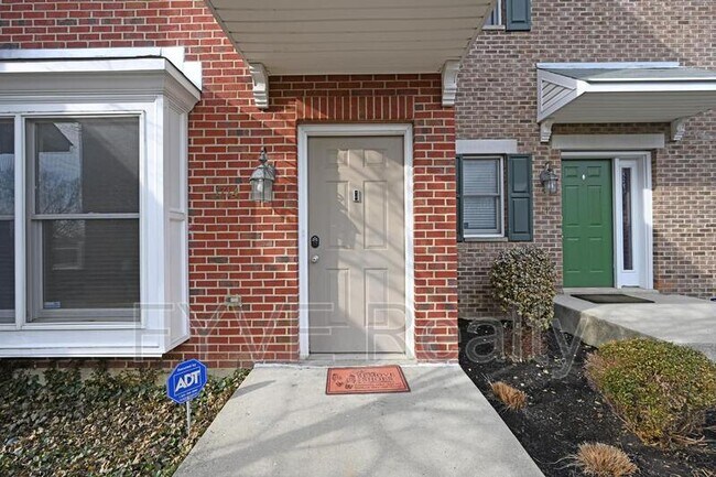 Foto del edificio - 1714 Grandmere Ln