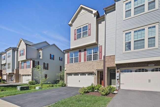 Building Photo - Hanover, MD