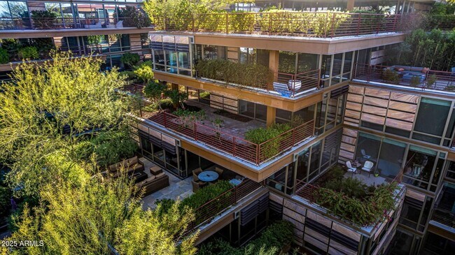 Foto del edificio - RESORT STYLE 3 BED 2.5 BATH HOME AT OPTIMA...