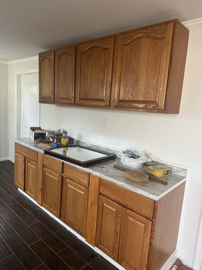 Kitchen cabinets - 2225 Macon Ave