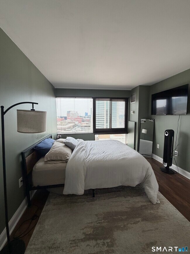 Foto del edificio - 127 Greyrock Pl