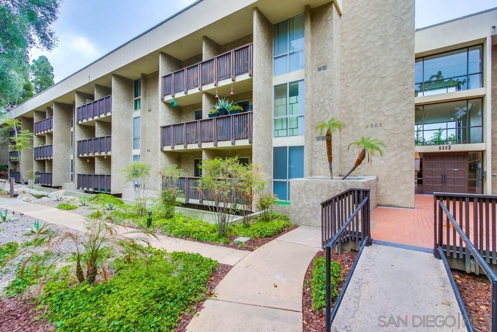 Foto principal - 6202 Friars Rd