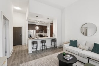 Building Photo - Everra Midtown Park