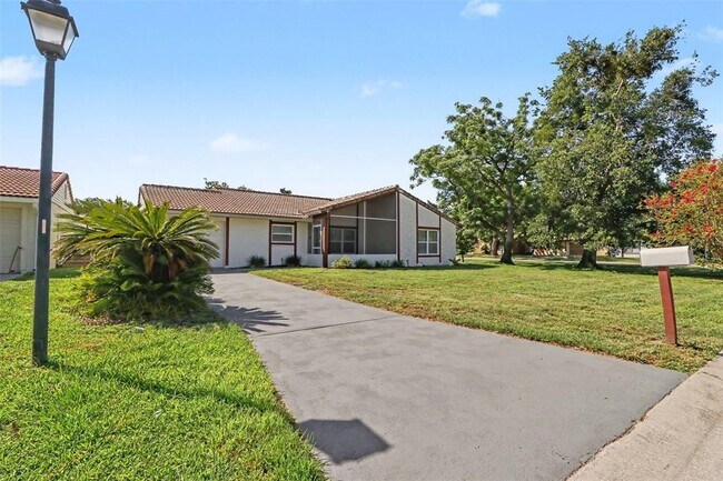 Foto del edificio - 10157 Bluff Ct