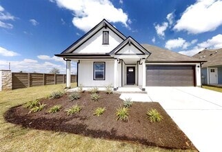 Building Photo - 225 Ft Clark Spgs Dr
