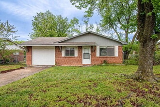 Building Photo - 2217 W Alpine Cir