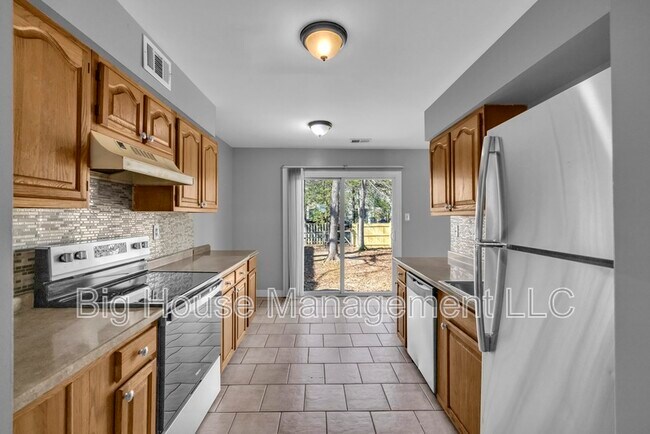 Building Photo - 3387 Ryon Ct