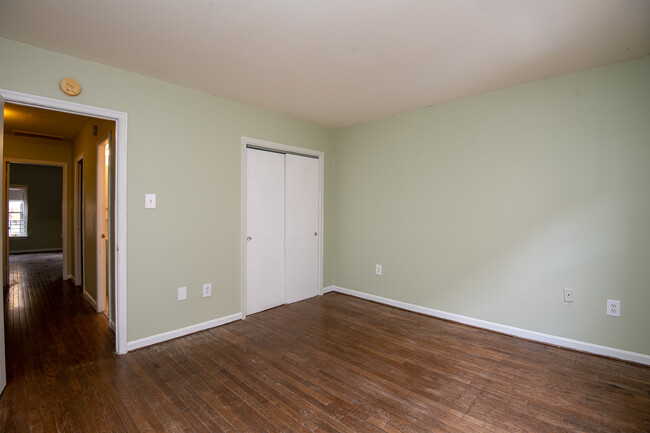 Foto del edificio - 1615 Corcoran St NW