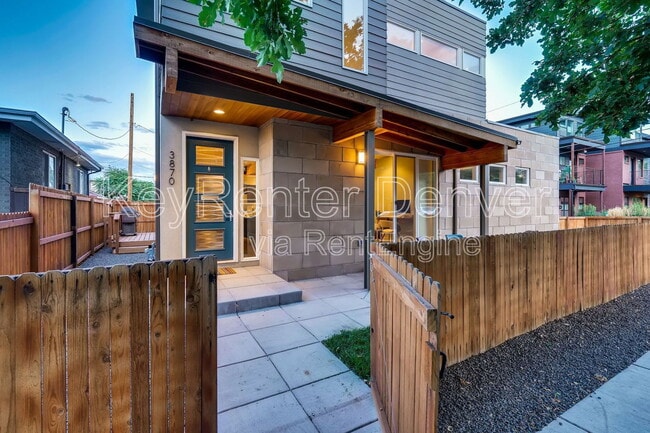 Building Photo - 3870 Shoshone St