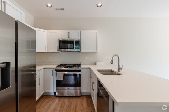 3HAB, 2BA - 1,300 ft² - Cocina - The Schoolhouse Apartments