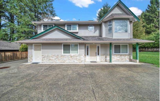 Building Photo - 21209 Dewdney Trunk Rd