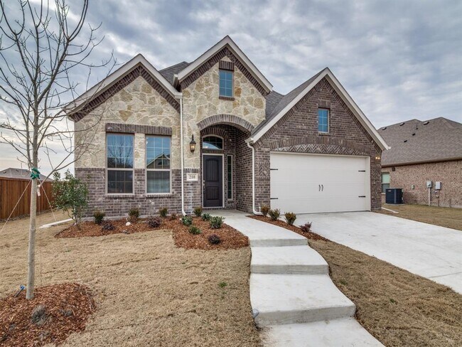 Foto del edificio - 210 Jacaranda Dr