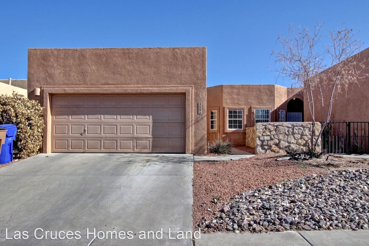 Foto principal - 3 br, 2 bath House - 3252 Eagle Ridge