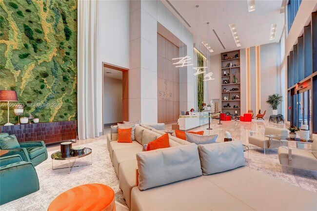 Foto del edificio - 5350 NW 84th Ave