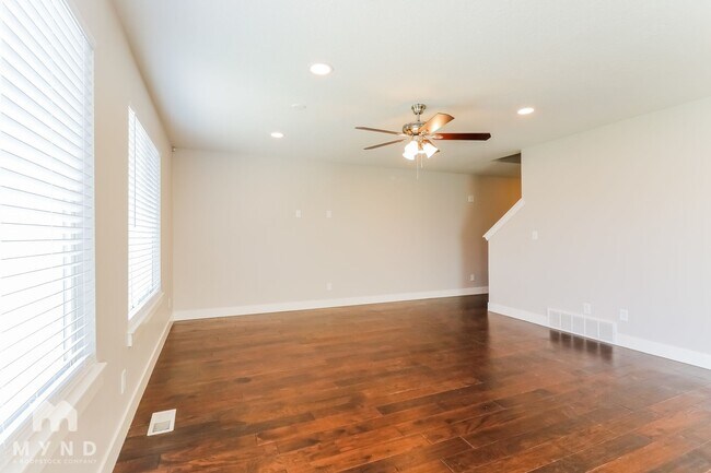 Foto del edificio - 1600 E Tumwater Ln