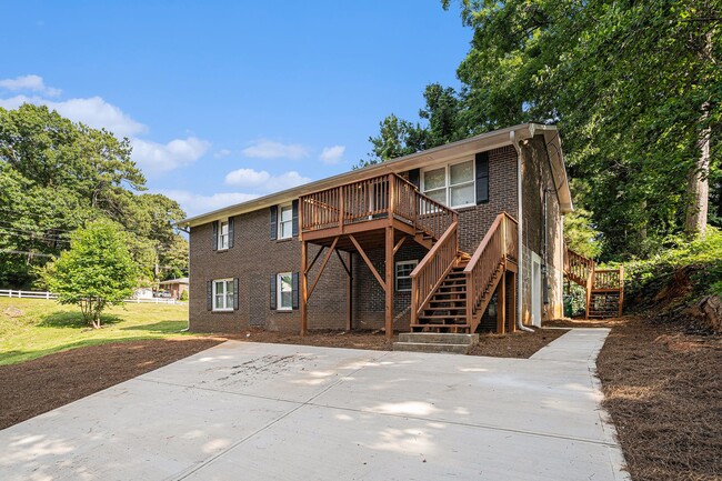 Building Photo - Fully Renovated 3BR/2BA in Forest Park!