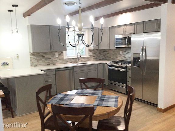 Foto del edificio - 3 br, 1 bath House - 1 Riverview Ter