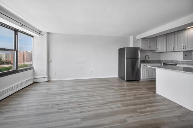 Foto del edificio - 1 bedroom in Chicago IL 60660
