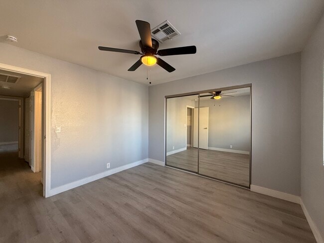 Foto del edificio - 5121 W Pioneer Ave