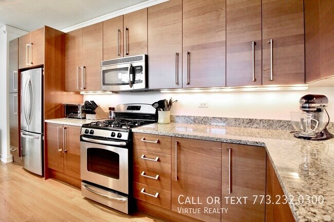 Foto del edificio - 1570 Elmwood Ave