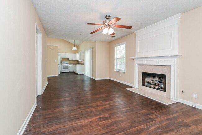 Foto del edificio - 1468 Evanston Ln