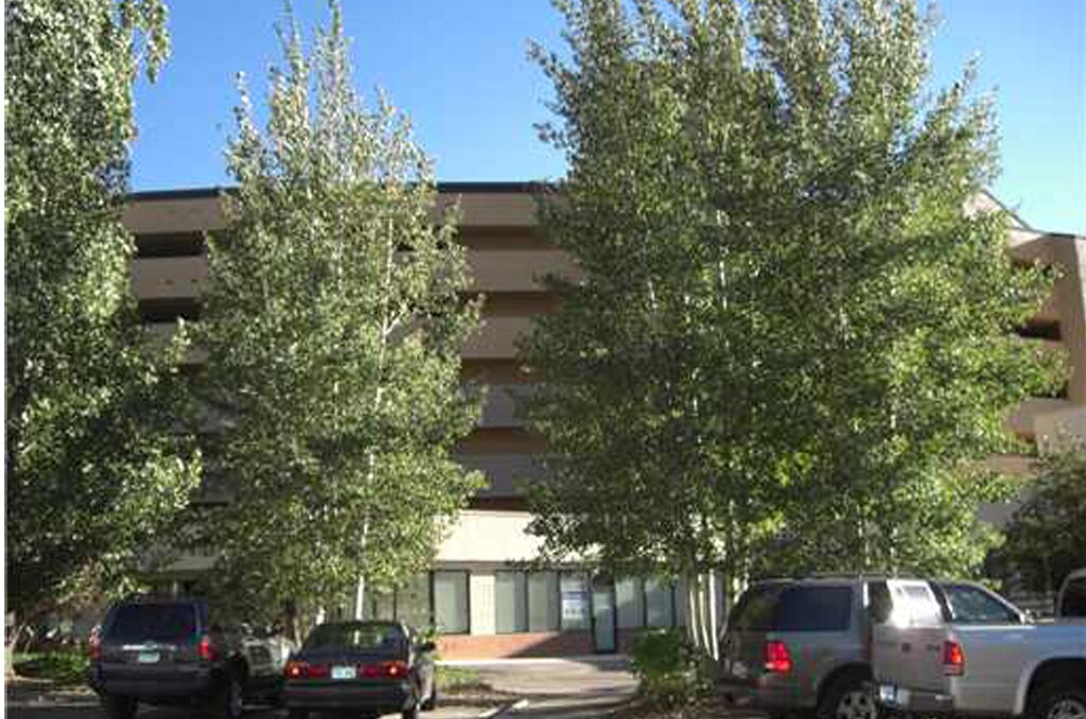 Primary Photo - The Seasons at Avon