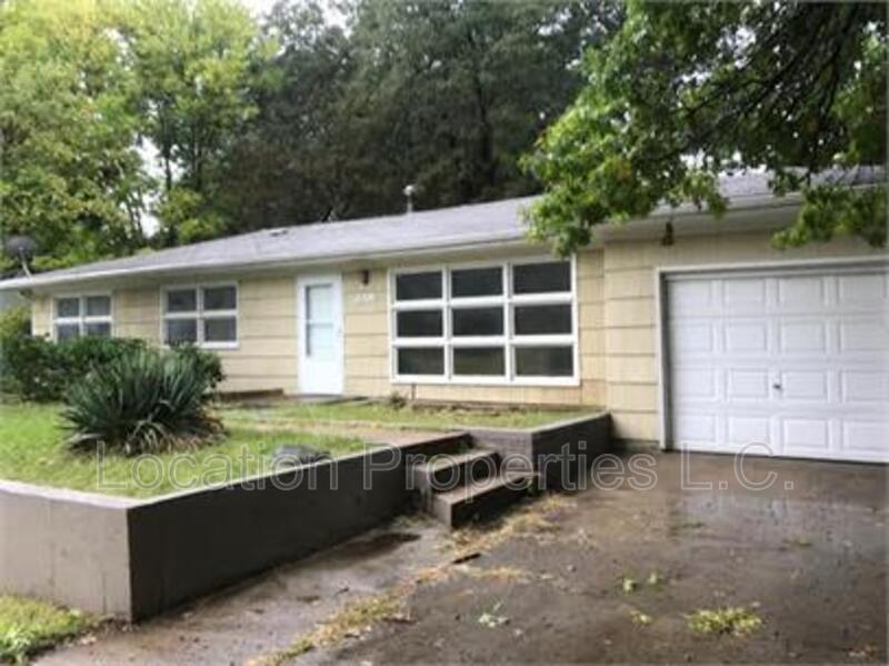 Primary Photo - 2009 Naismith Dr