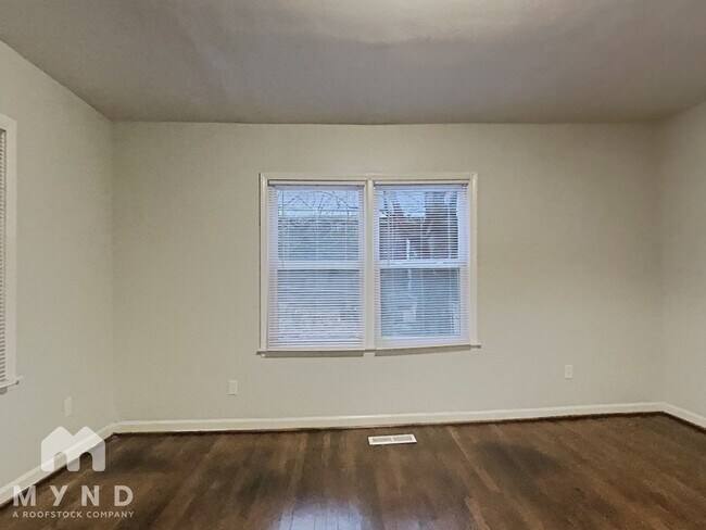 Building Photo - 1609 Warrior Rd