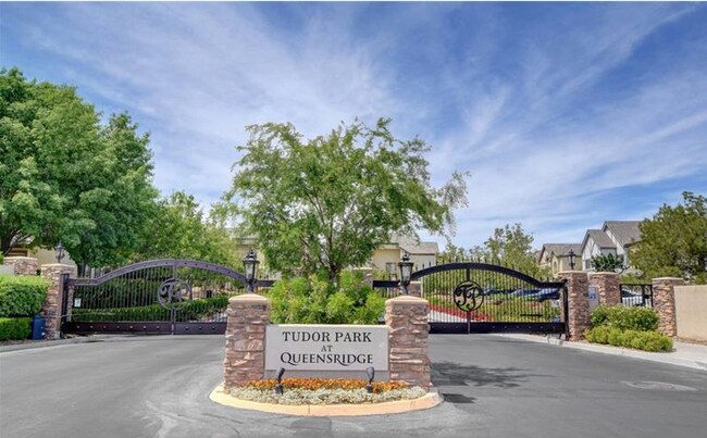 Foto del edificio - 9209 Tudor Park Pl
