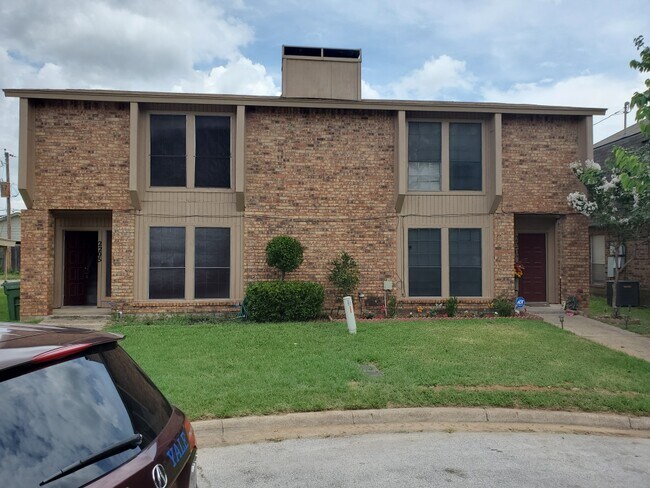 Foto del edificio - 2205 Chase Ct