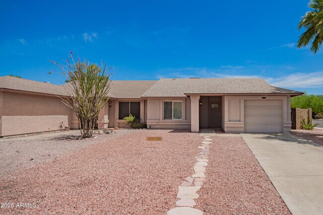 Foto del edificio - 3002 W Mohawk Ln