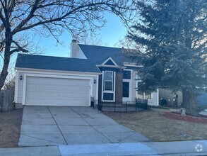 Building Photo - 11550 W 103rd Dr