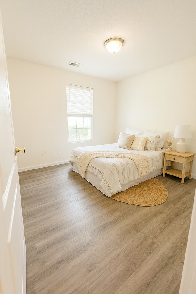 Foto del edificio - 5068 Scotch Pine Ave