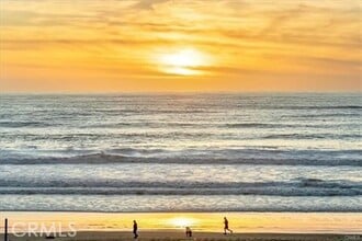 Building Photo - 317 Moonstone St