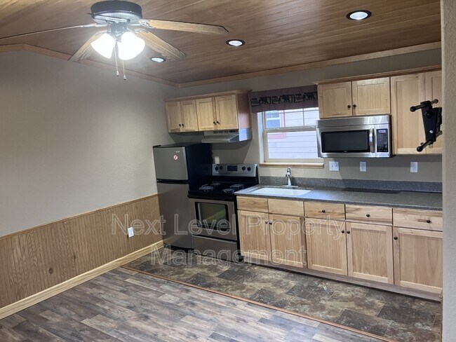 Foto del edificio - 40 Davis Ct