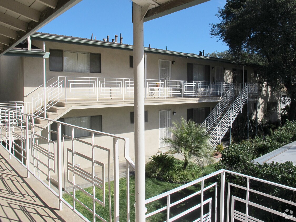 Foto del edificio - 2705 Piedmont Ave