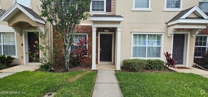 Building Photo - 8100 Summer Palm Ct