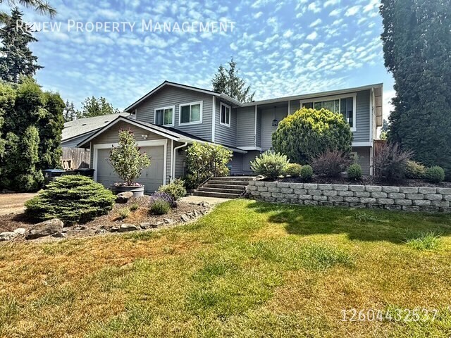 Foto principal - 20122 1st Ave NE