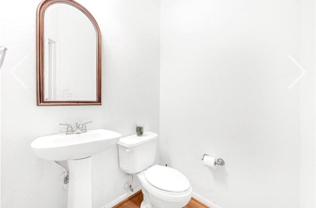 Building Photo - 9200 Westheimer Rd